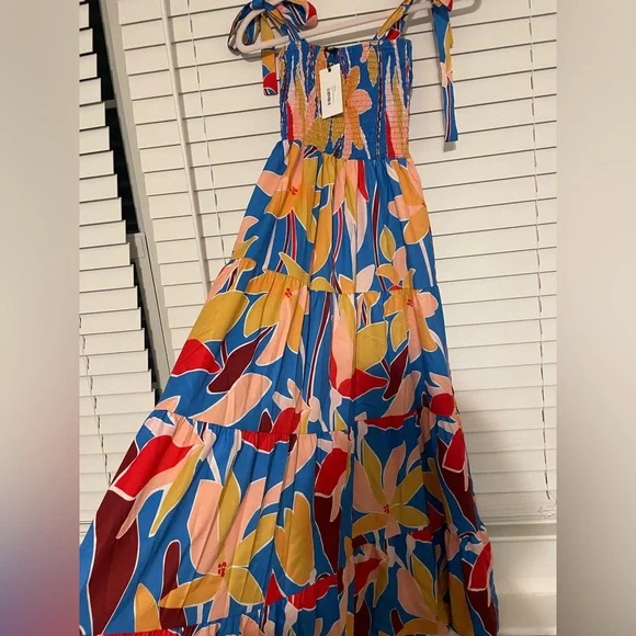 Floral Maxi Dress (small) Never Worn (tag included) - Picture 6 of 7